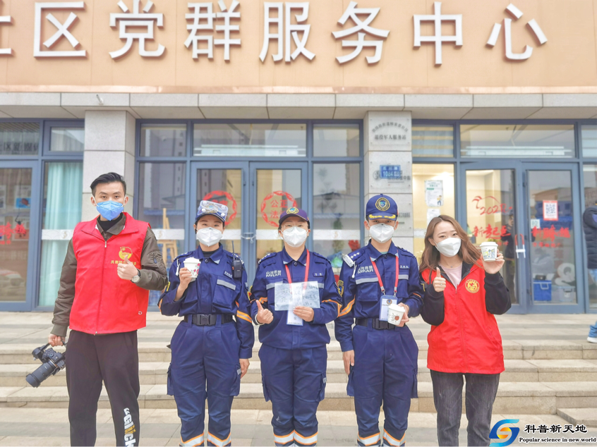 兰州：“90后”女孩儿送手绘咖啡温暖抗疫一线