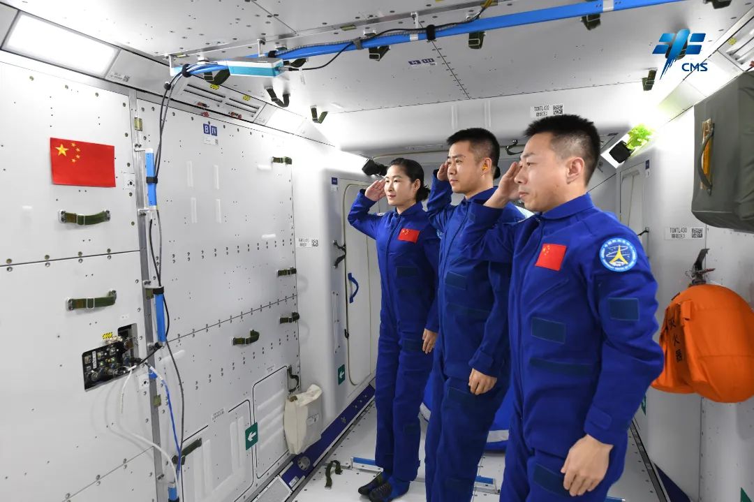 神舟十四号航天员乘组在轨拍摄作品