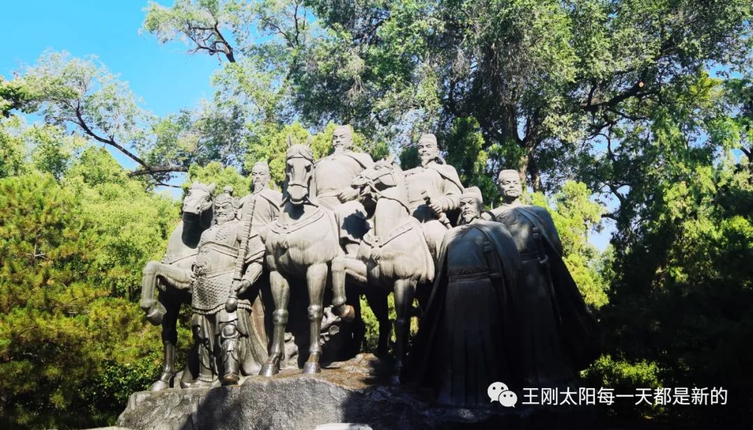 信马由缰 迎风揽月酌山水——记一次所谓的“说走就走”的旅游