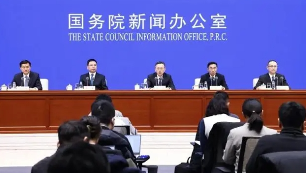 何立峰出席重要会议，释放新信号