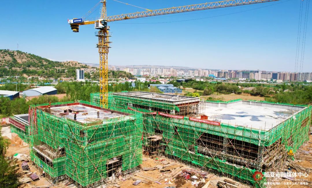 主体结构已封顶！临夏市厨余垃圾再生处理项目建设稳步推进中