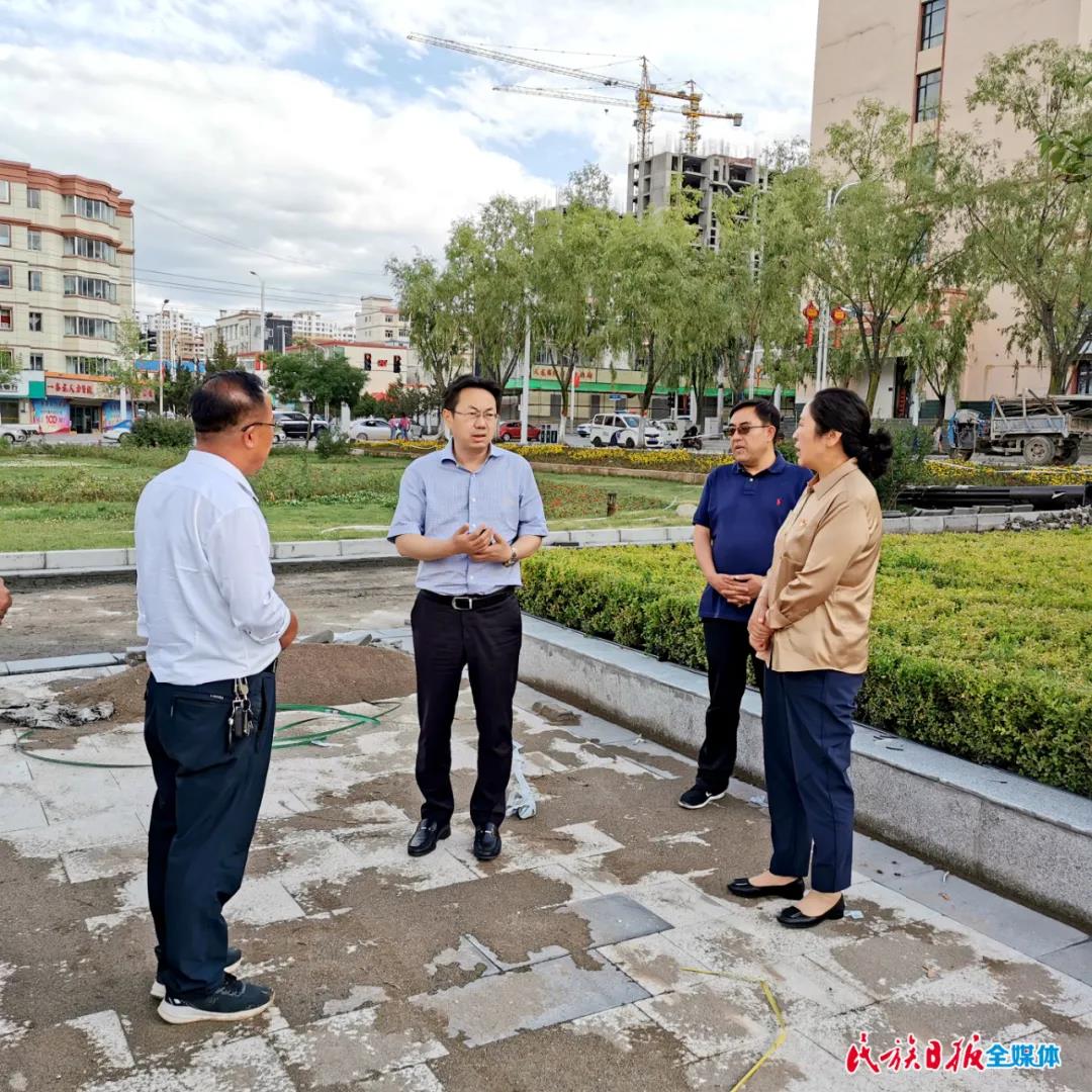何东调研督导积石山县县庆筹备工作