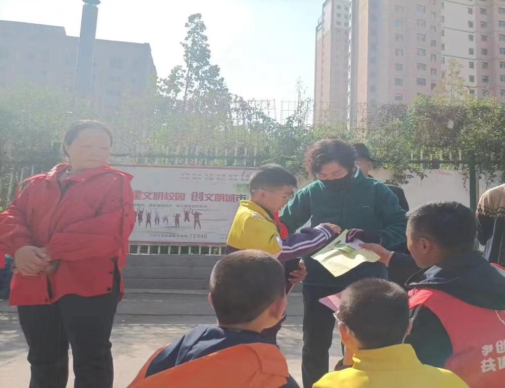 兰州安宁区刘家庄社区：开展青少年毒品预防教育宣传活动