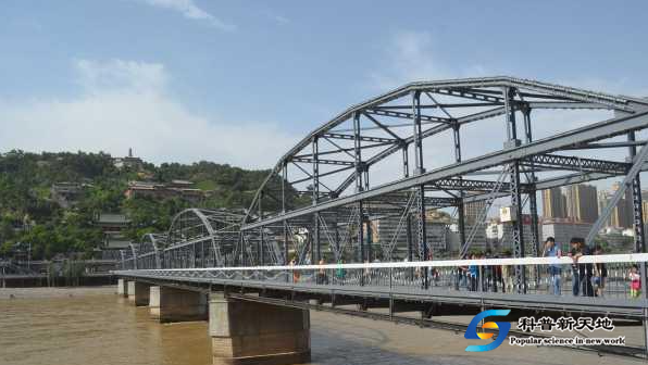 雨后游兰州铁桥